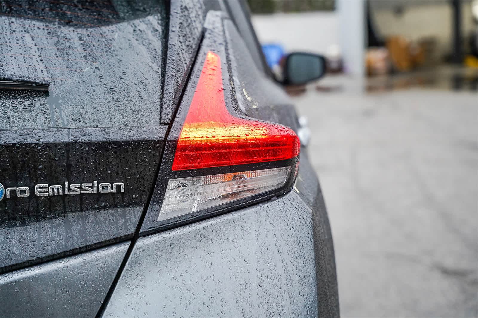 Thumbnail: 2022 Nissan Leaf - 11