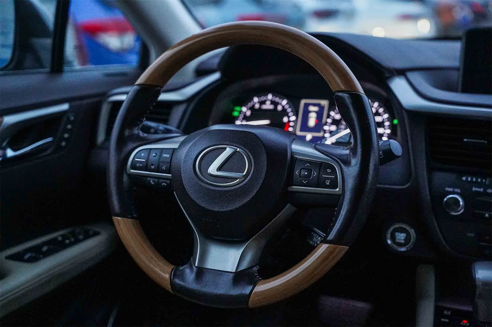 Thumbnail: 2016 Lexus RX - 15