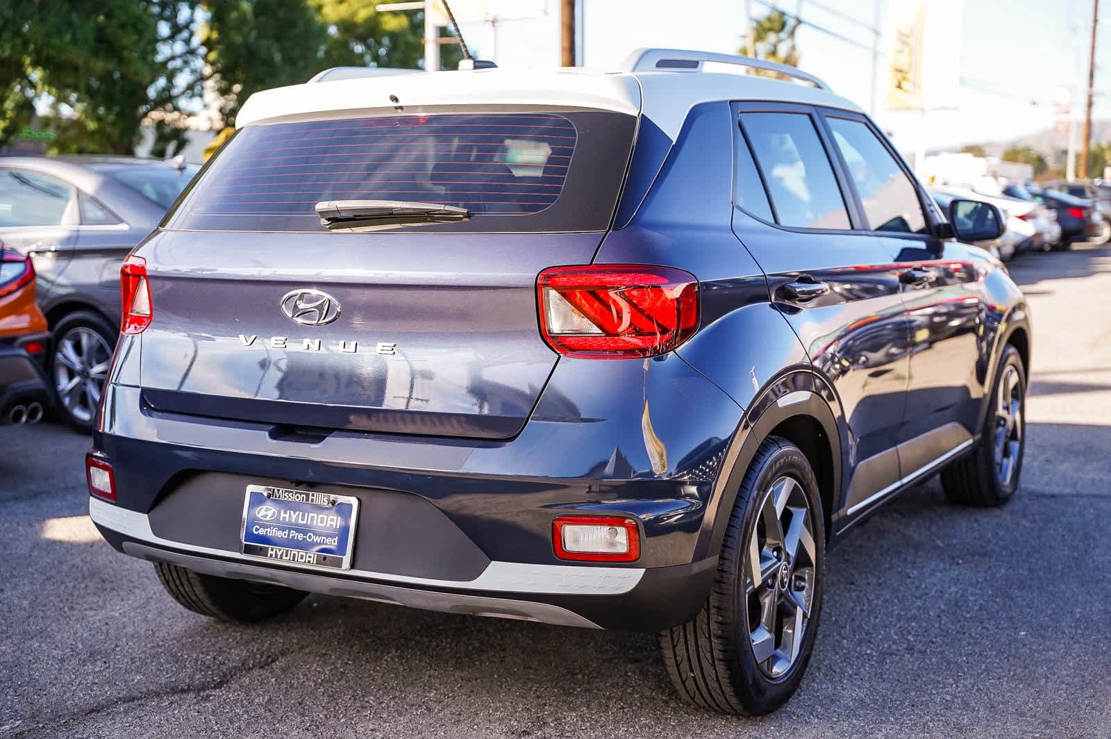 Thumbnail: 2023 Hyundai Venue - 8