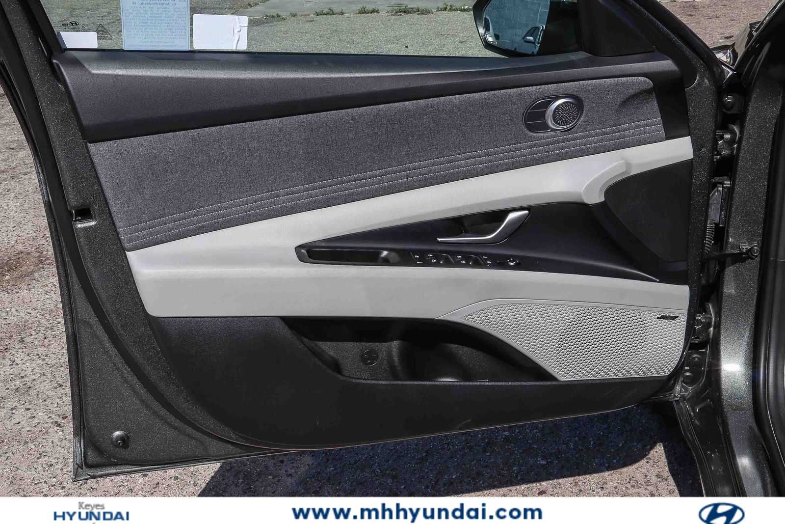 Thumbnail: 2025 Hyundai Elantra - 20
