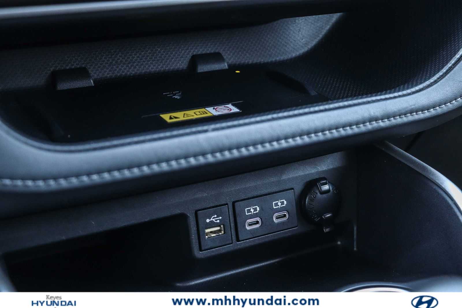 Thumbnail: 2023 Toyota Highlander - 23