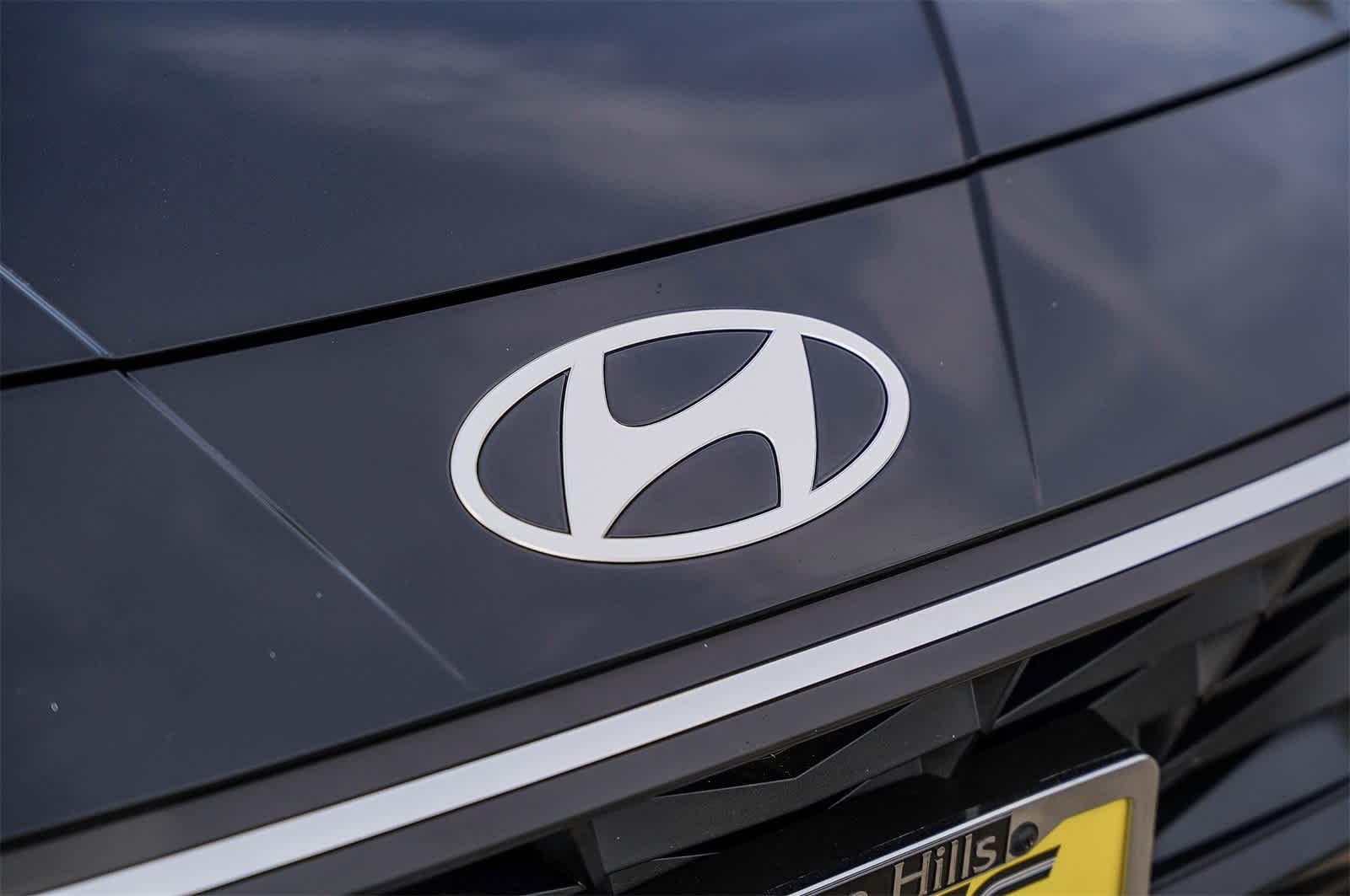 Thumbnail: 2025 Hyundai Elantra - 5