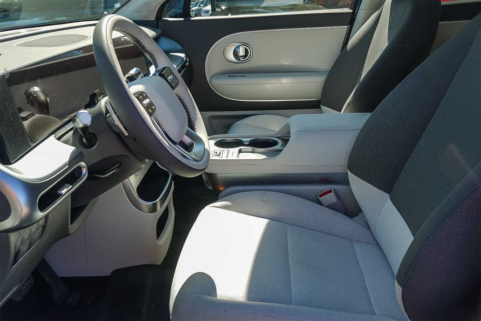 Thumbnail: 2026 Hyundai Ioniq - 21