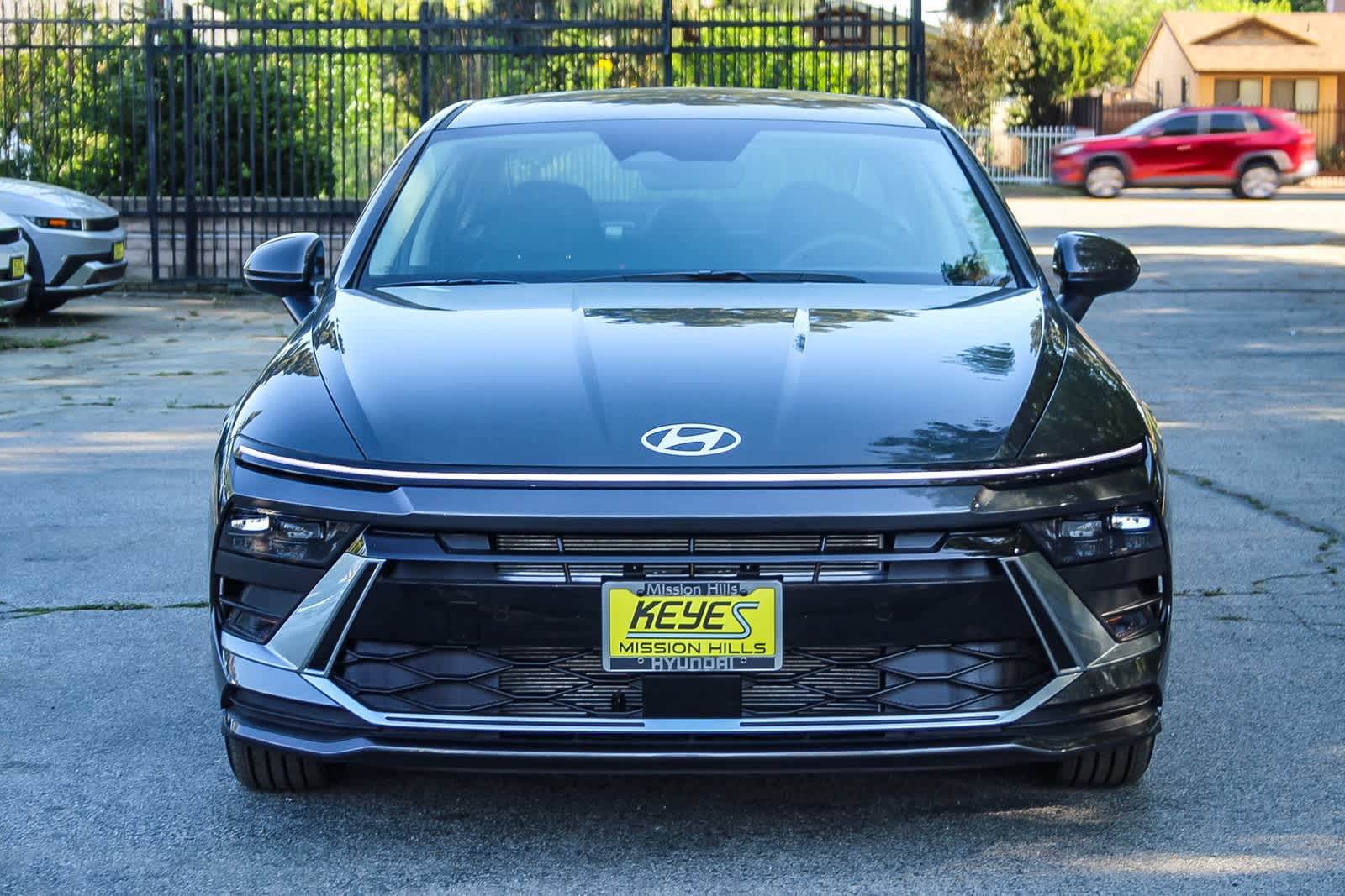 2025 Hyundai Sonata SE photo 2