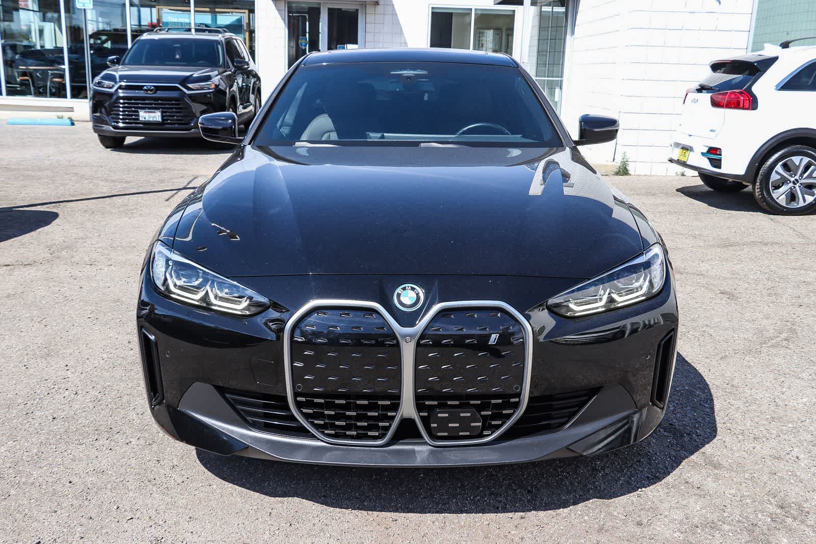 Thumbnail: 2023 BMW i4 - 6