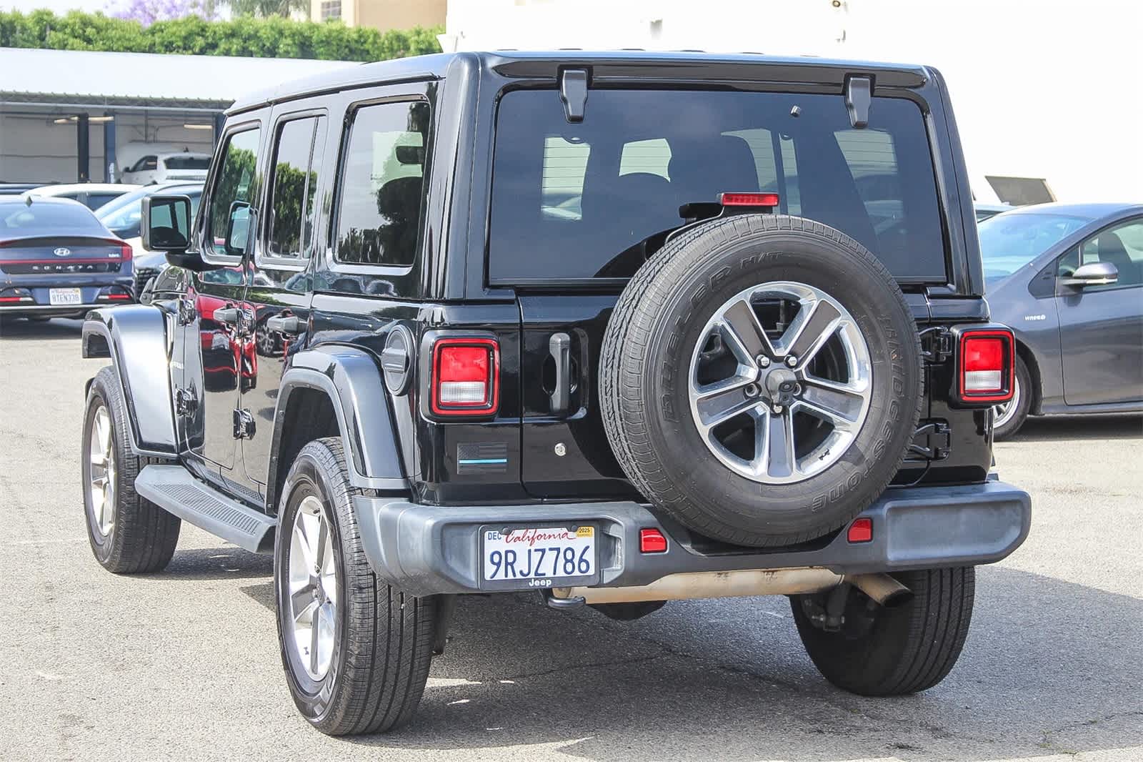 2020 Jeep Wrangler Unlimited Sahara 6
