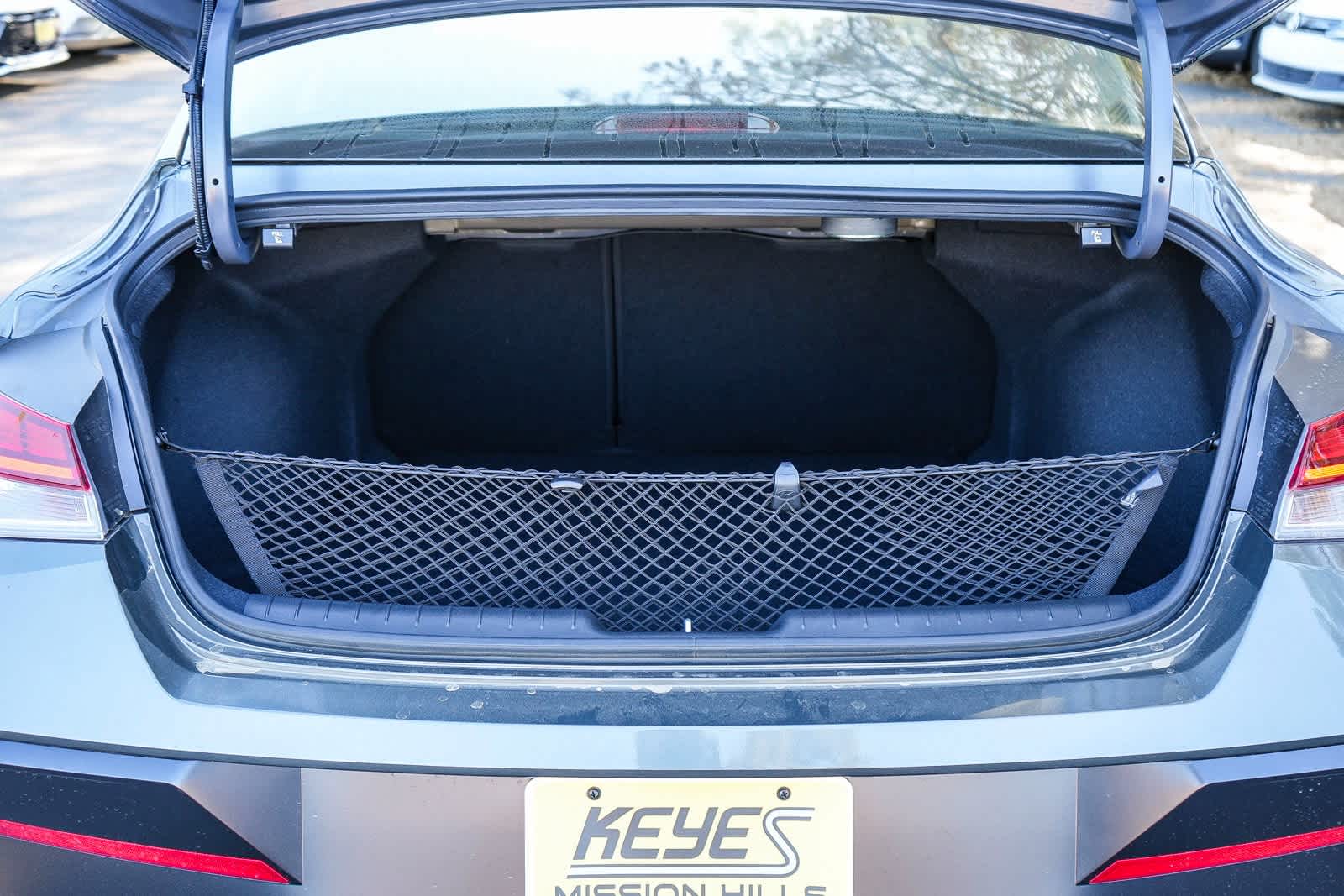 Thumbnail: 2025 Hyundai Elantra - 16