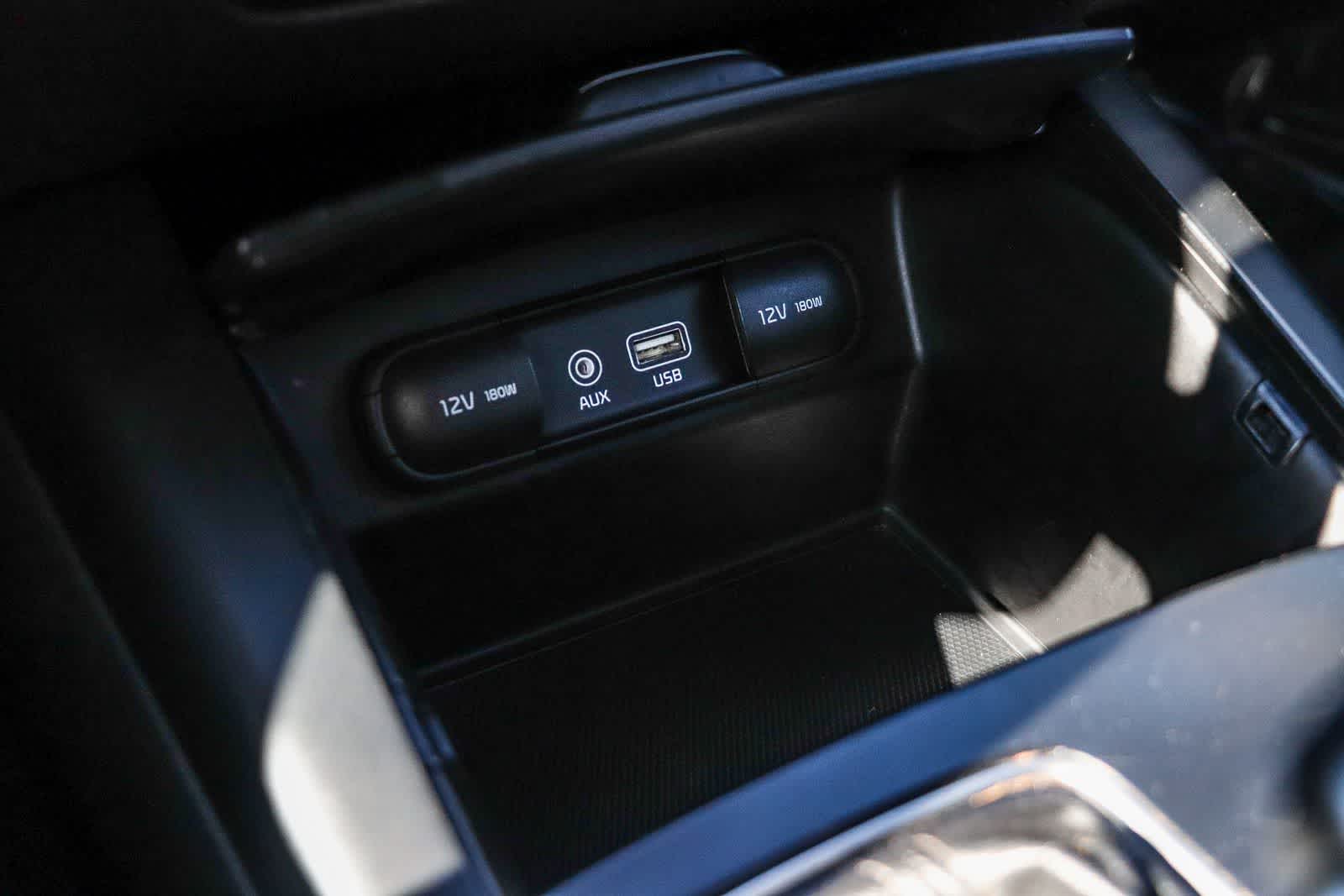Thumbnail: 2019 Kia Sorento - 23