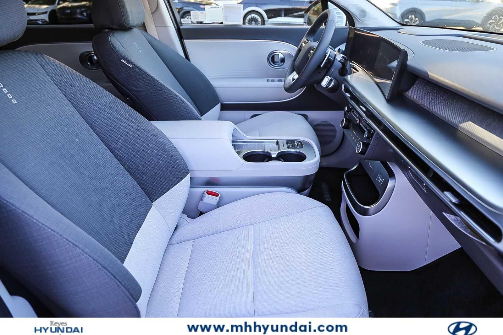 Thumbnail: 2026 Hyundai Ioniq - 17