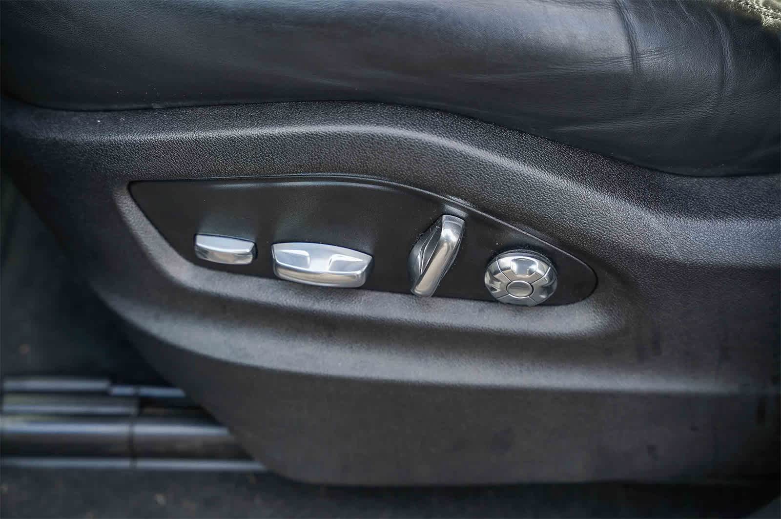 Thumbnail: 2019 Porsche Cayenne - 19