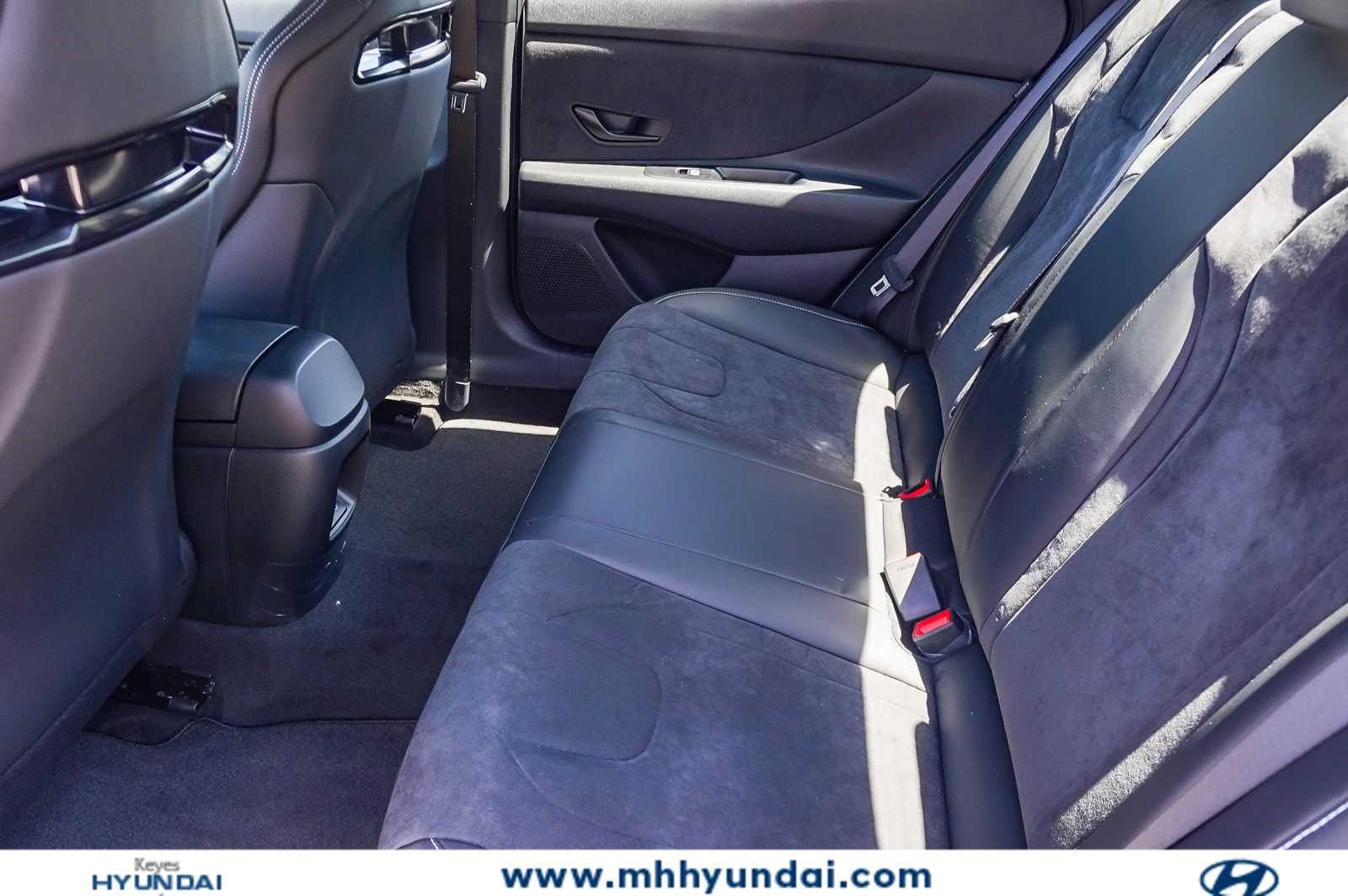 Thumbnail: 2026 Hyundai Elantra - 23