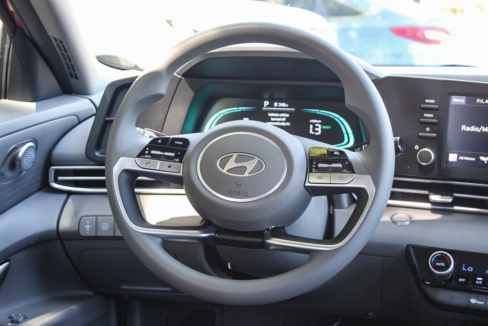 Thumbnail: 2025 Hyundai Elantra - 19