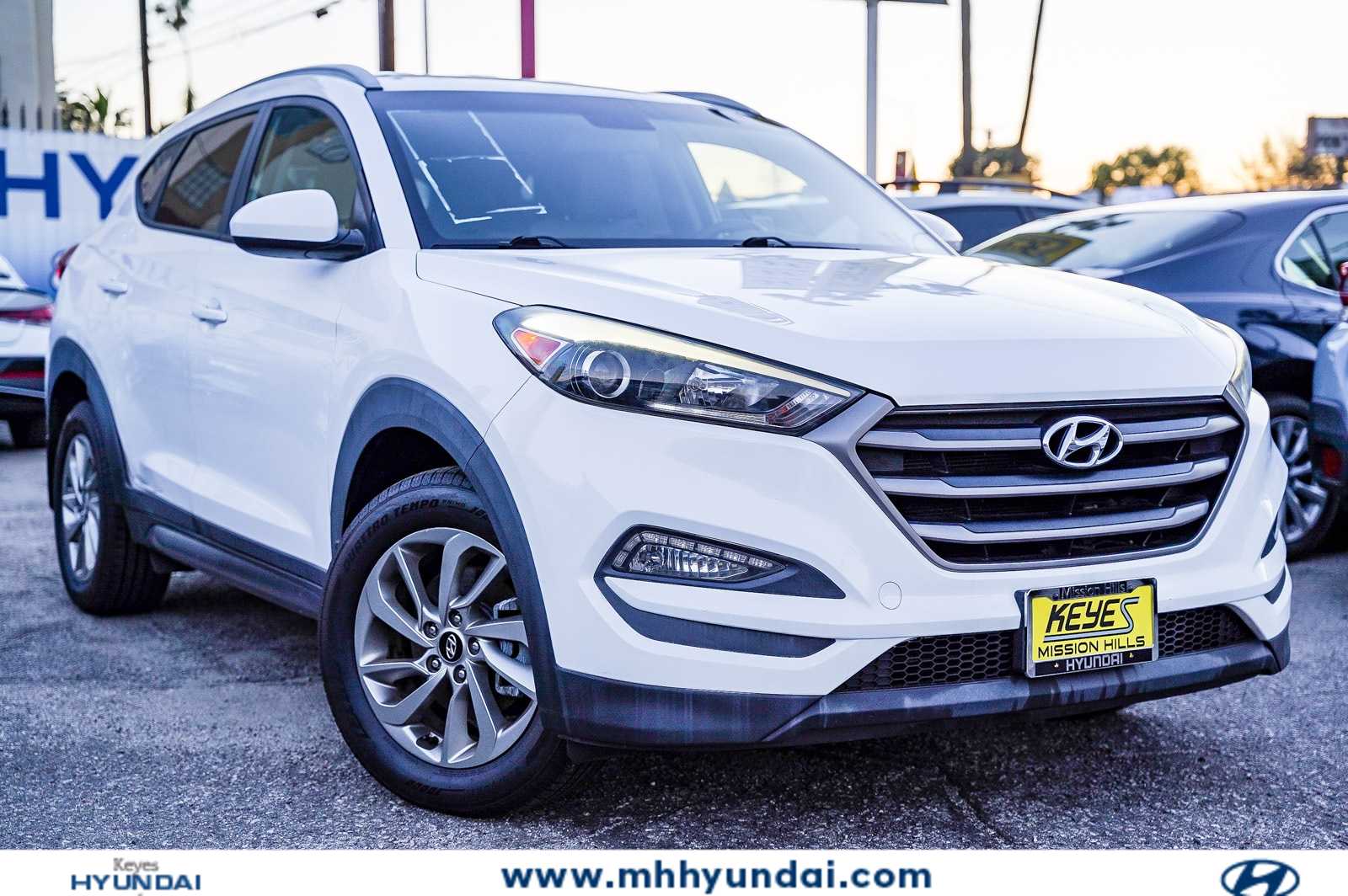 2016 Hyundai Tucson SE -
                  Mission Hills, CA