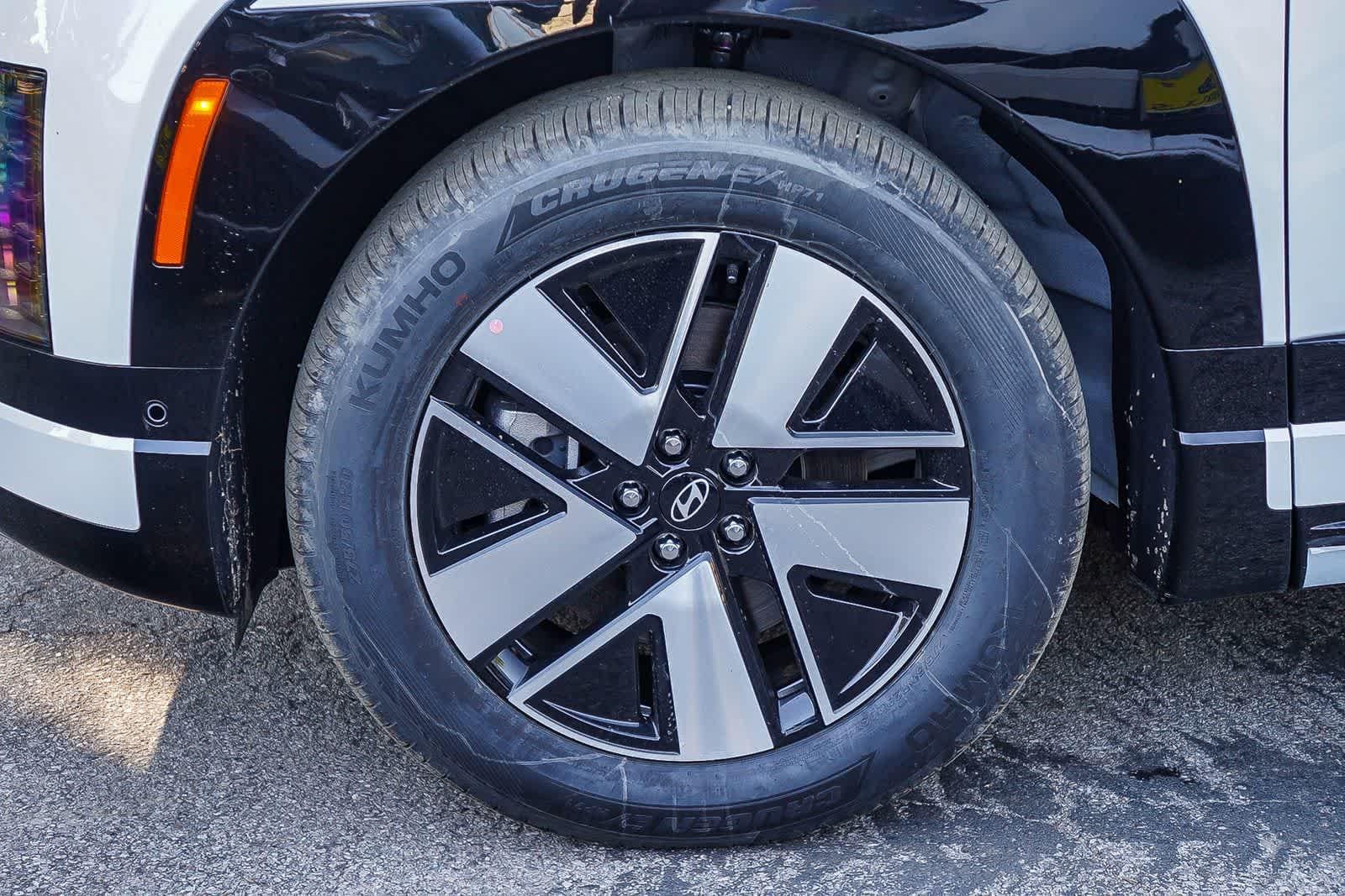 Thumbnail: 2026 Hyundai Ioniq - 10