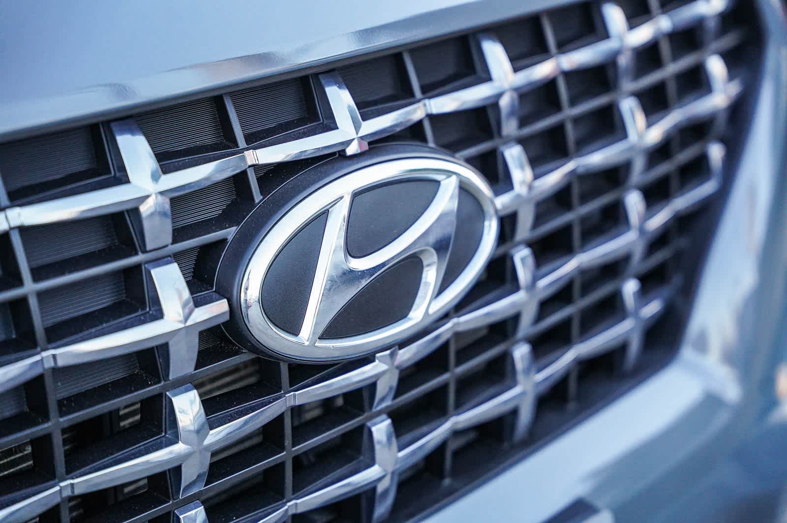 Thumbnail: 2022 Hyundai Venue - 11