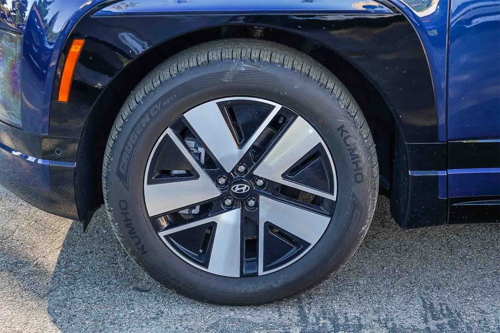 Thumbnail: 2026 Hyundai Ioniq - 10