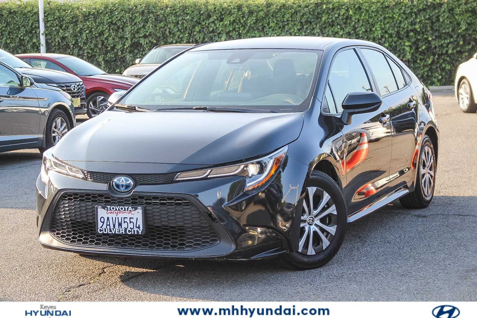 2022 Toyota Corolla LE Hero Image