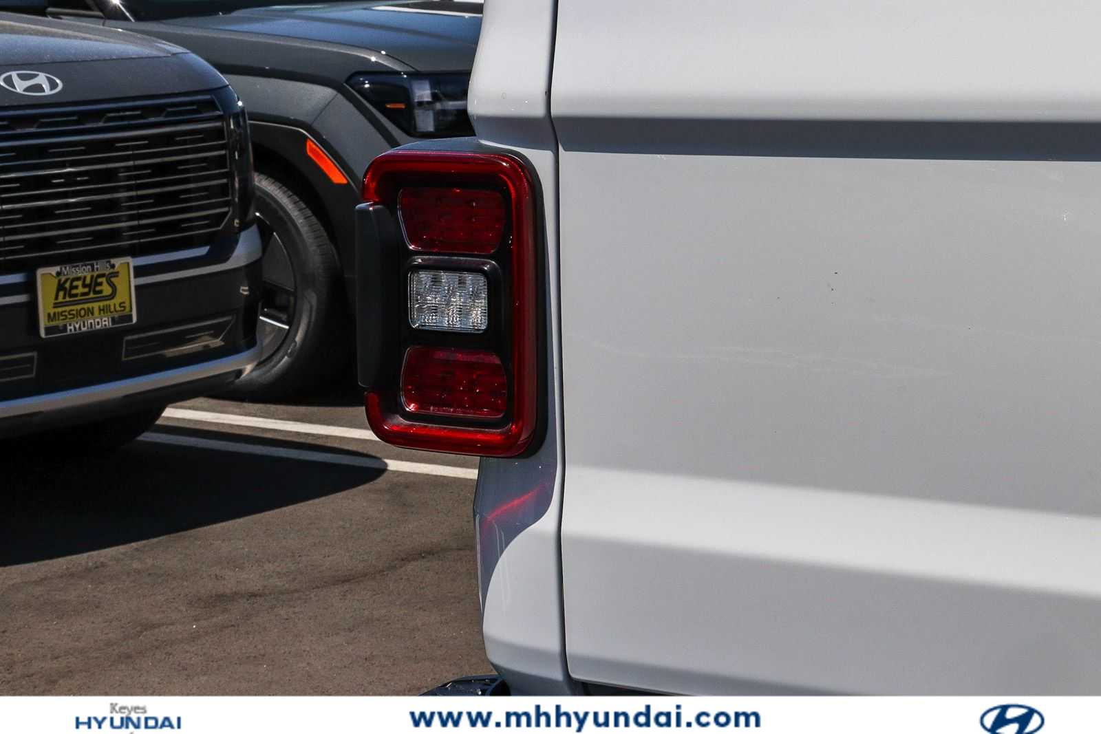 Thumbnail: 2020 Jeep Gladiator - 10
