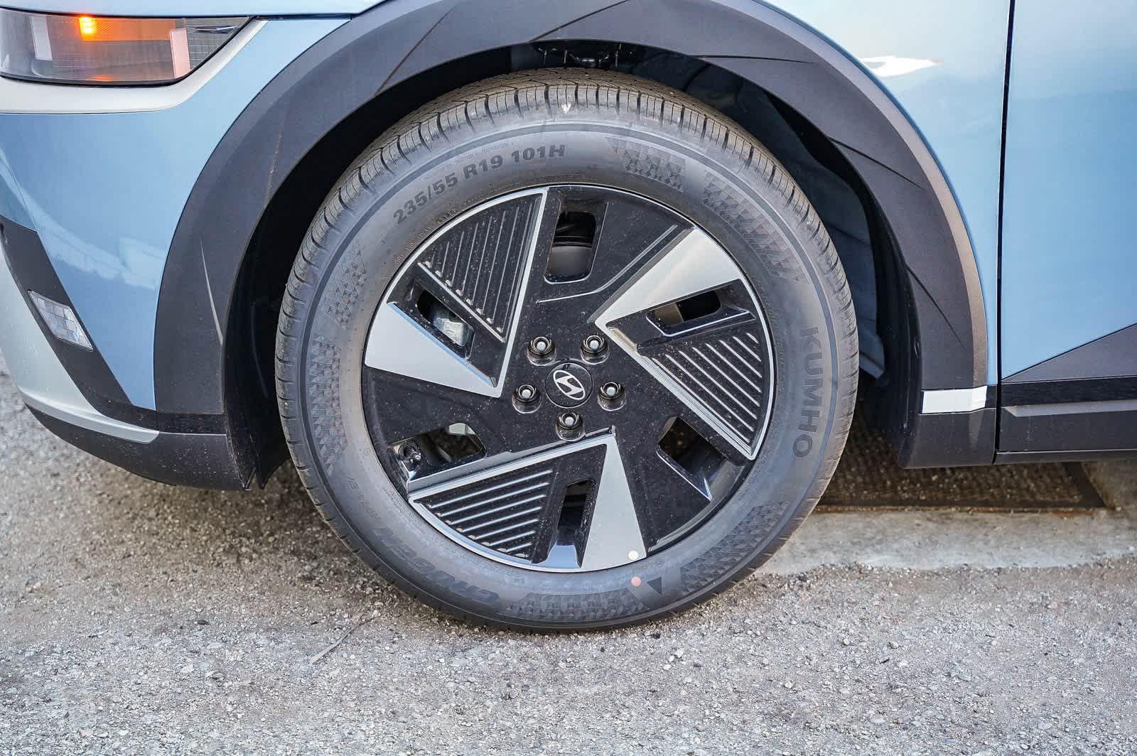 Thumbnail: 2026 Hyundai Ioniq 5 - 4