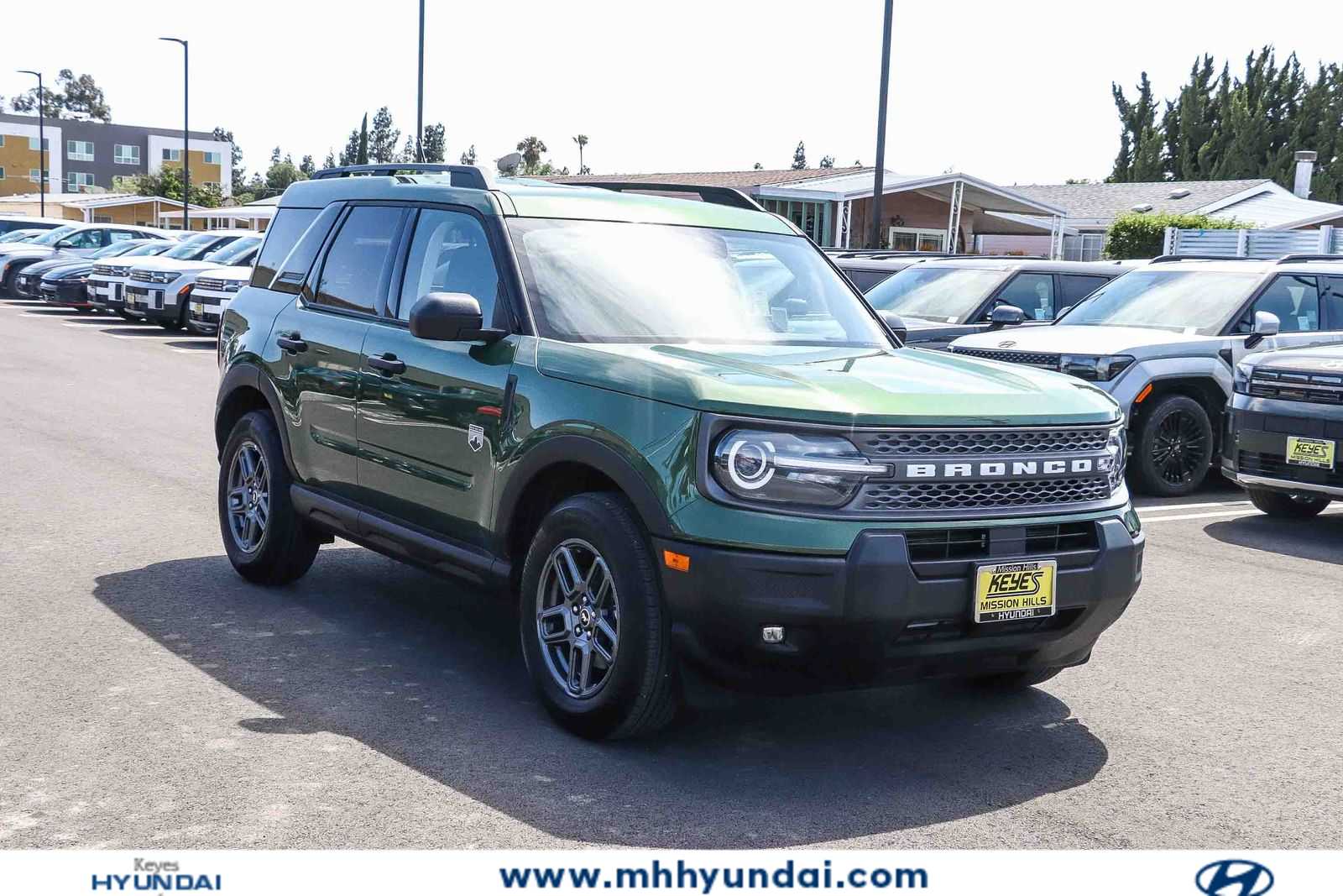 Thumbnail: 2025 Ford Bronco Sport - 4