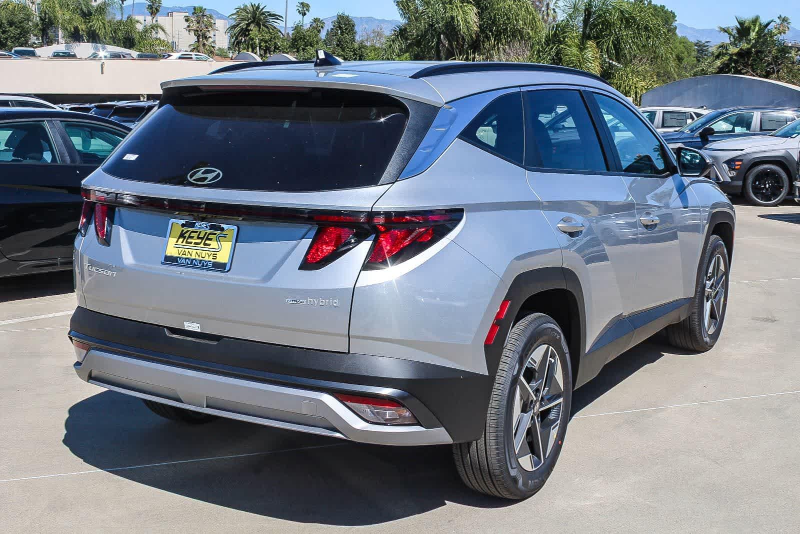 Thumbnail: 2026 Hyundai Tucson - 4