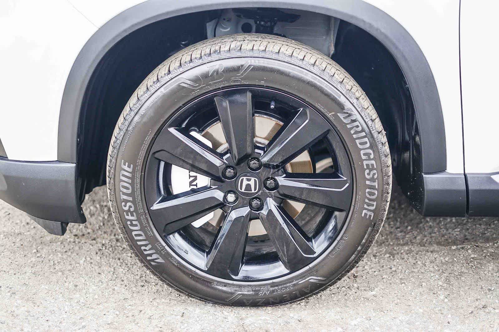 Thumbnail: 2024 Honda Pilot - 9