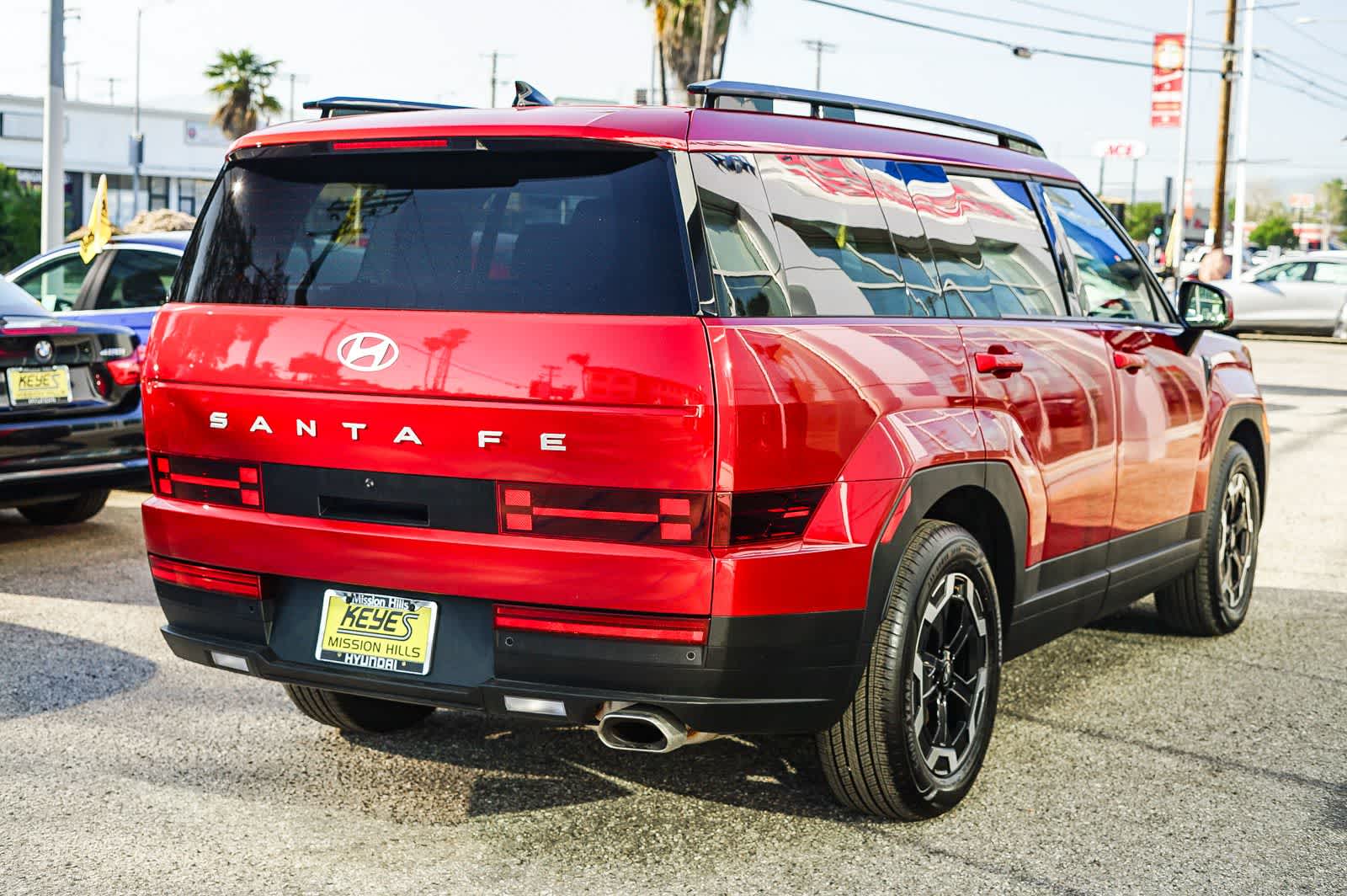 Thumbnail: 2025 Hyundai Santa Fe - 4