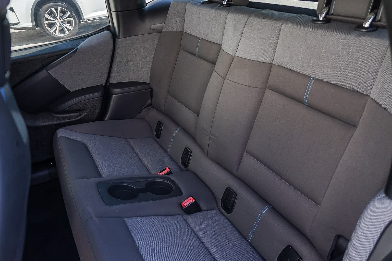 Thumbnail: 2019 BMW i3 - 18
