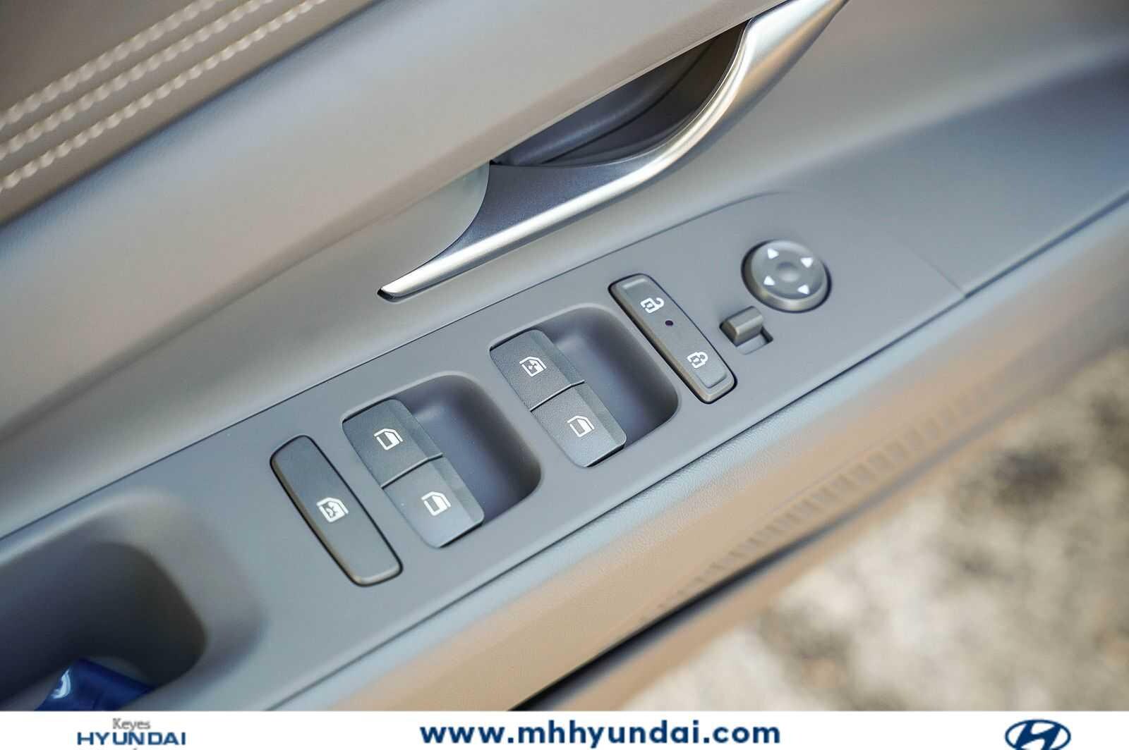 Thumbnail: 2026 Hyundai Elantra - 22