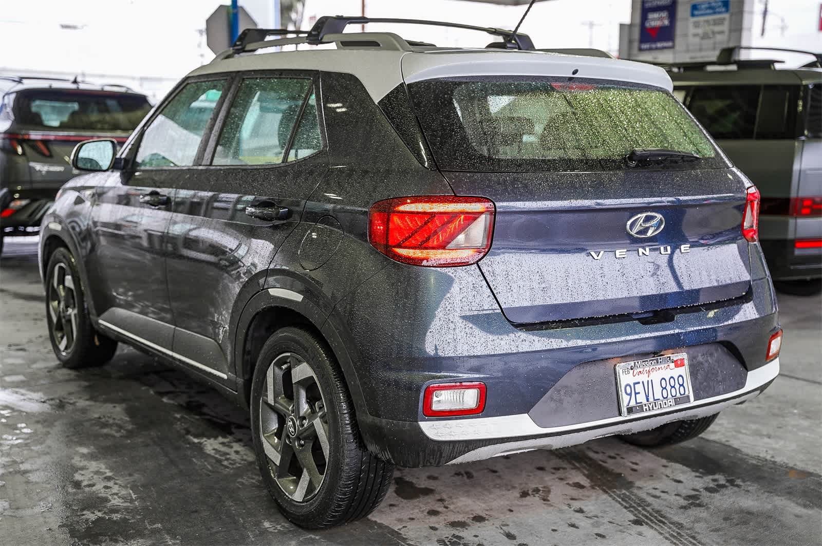 Thumbnail: 2023 Hyundai Venue - 8