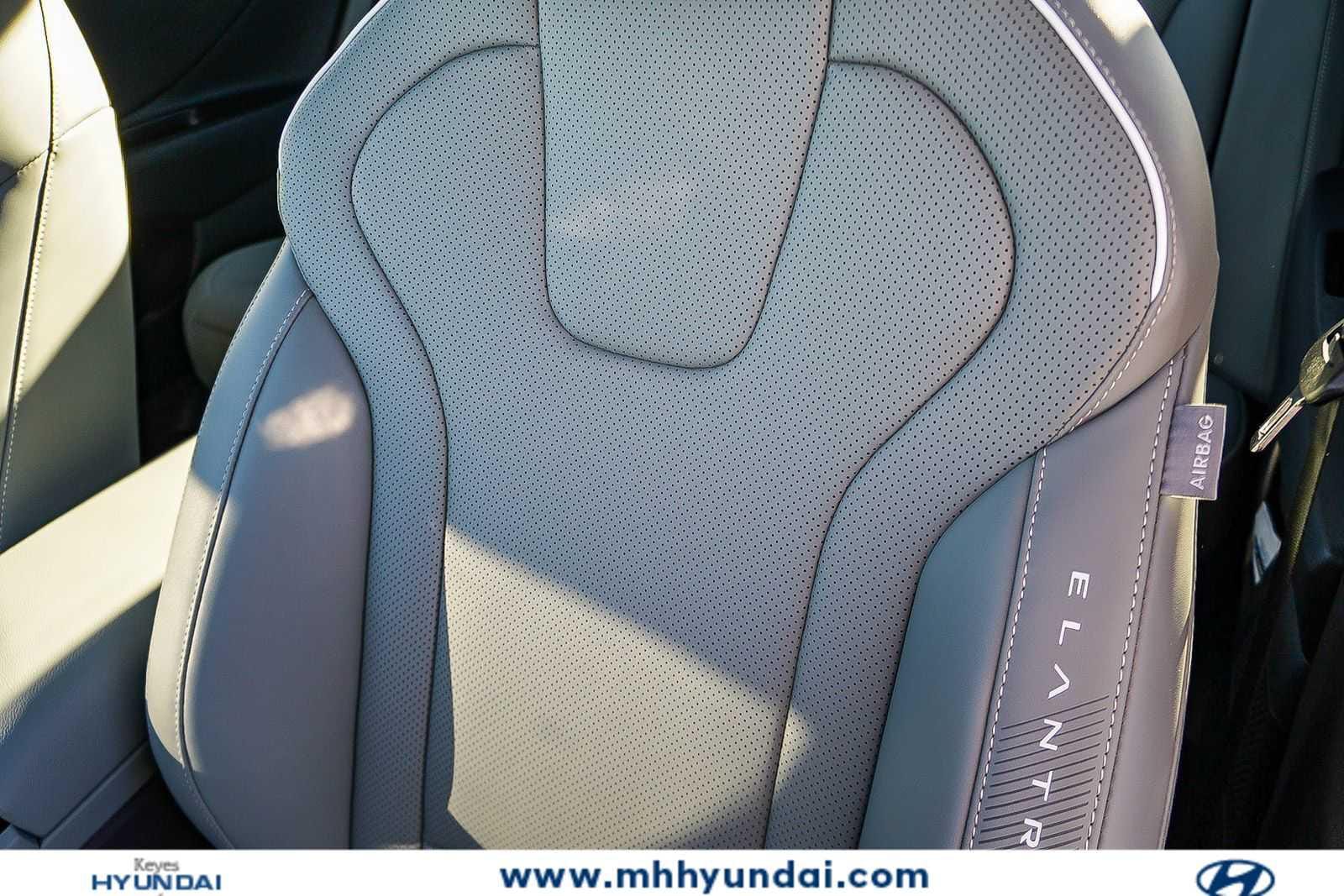 Thumbnail: 2025 Hyundai Elantra - 30