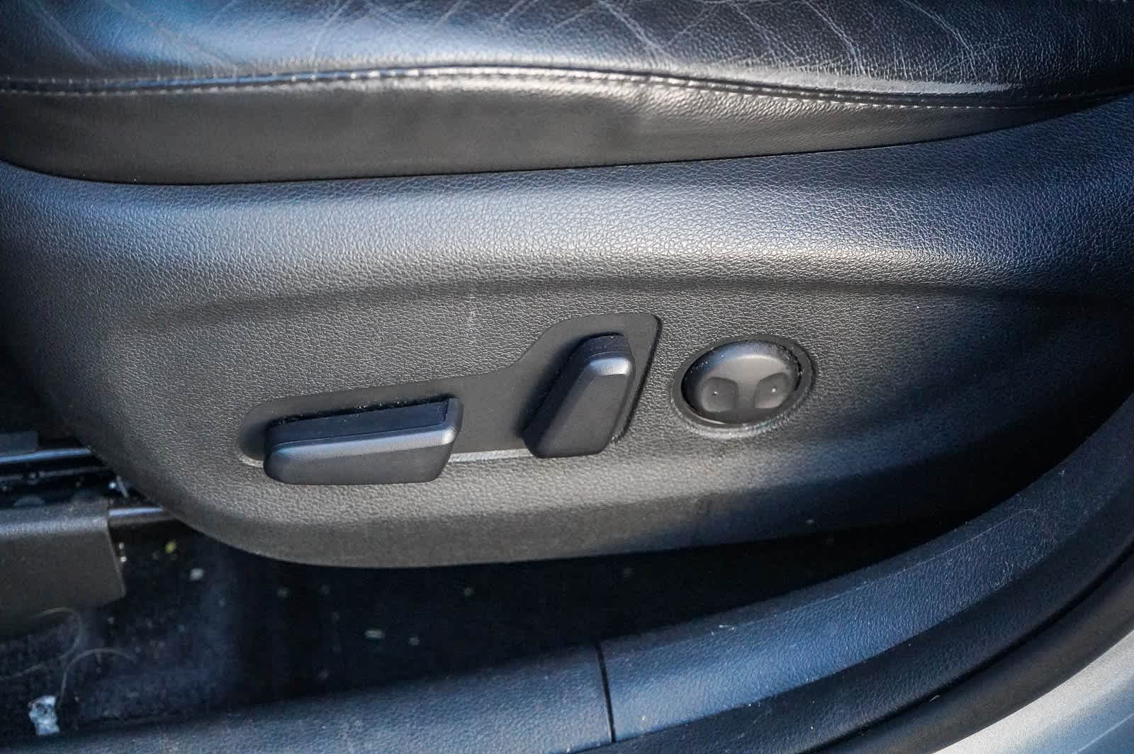 Thumbnail: 2020 Hyundai Tucson - 14