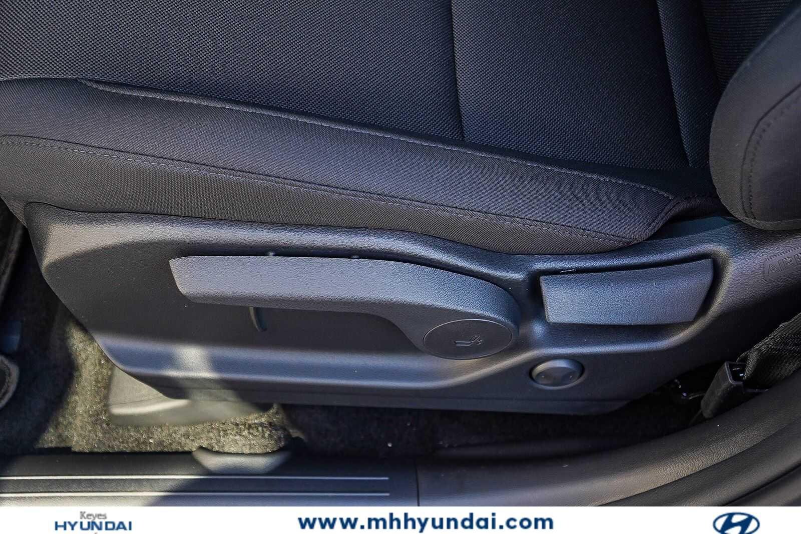 Thumbnail: 2026 Hyundai Santa Fe - 23