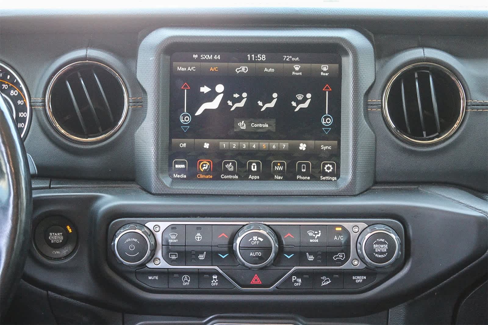 Thumbnail: 2021 Jeep Wrangler - 16