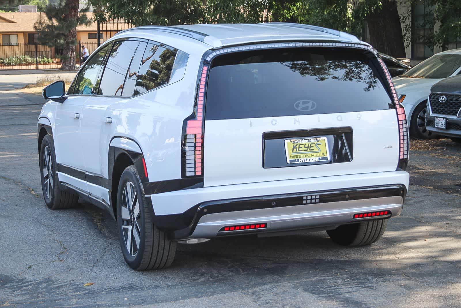 Thumbnail: 2026 Hyundai Ioniq - 6