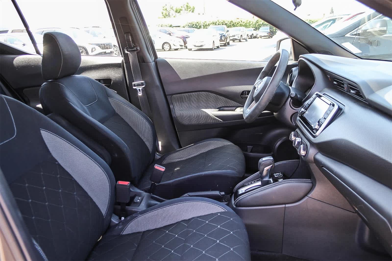 2018 Nissan Kicks S 13
