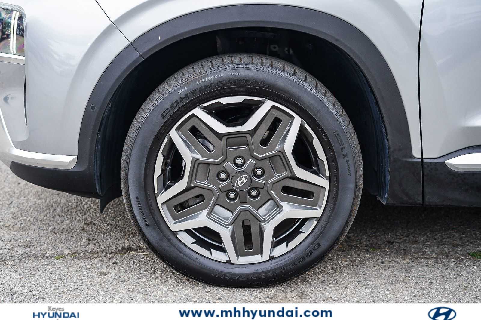 Thumbnail: 2023 Hyundai Santa Fe - 9