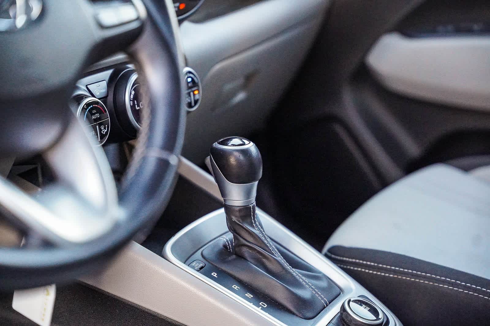 Thumbnail: 2022 Hyundai Venue - 22