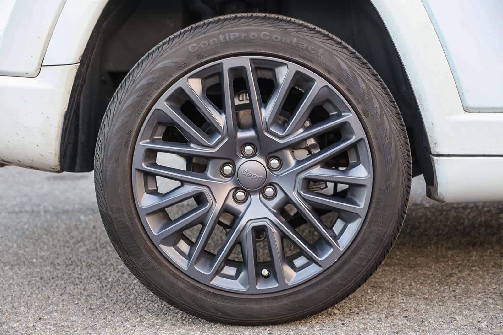 Thumbnail: 2022 Jeep Compass - 11