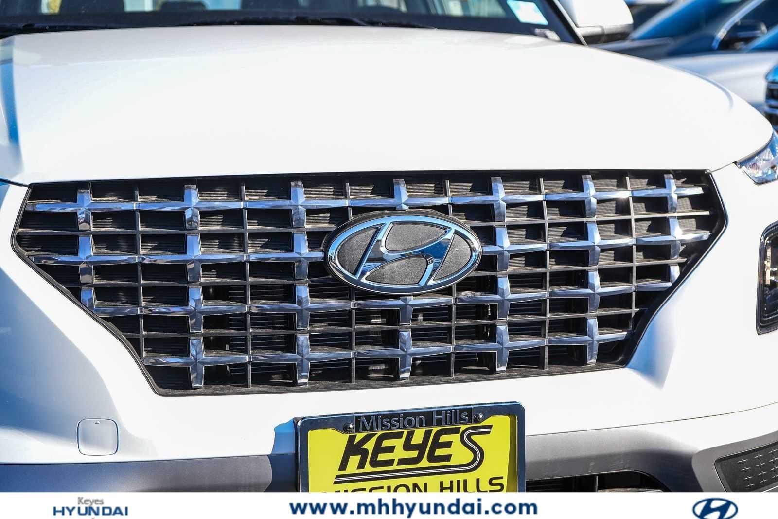 Thumbnail: 2026 Hyundai Venue - 5