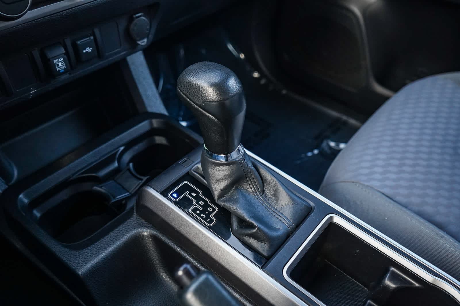 Thumbnail: 2022 Toyota Tacoma - 14