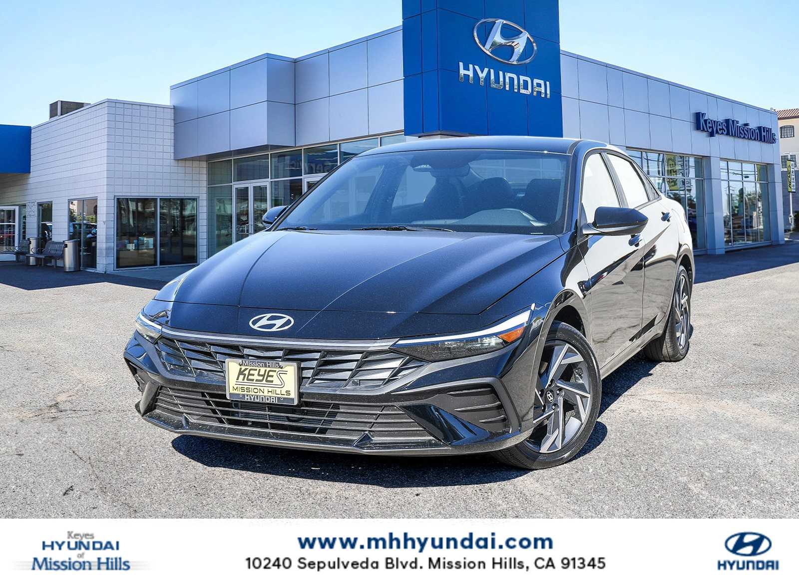 2025 Hyundai Elantra Blue -
                  Mission Hills, CA
