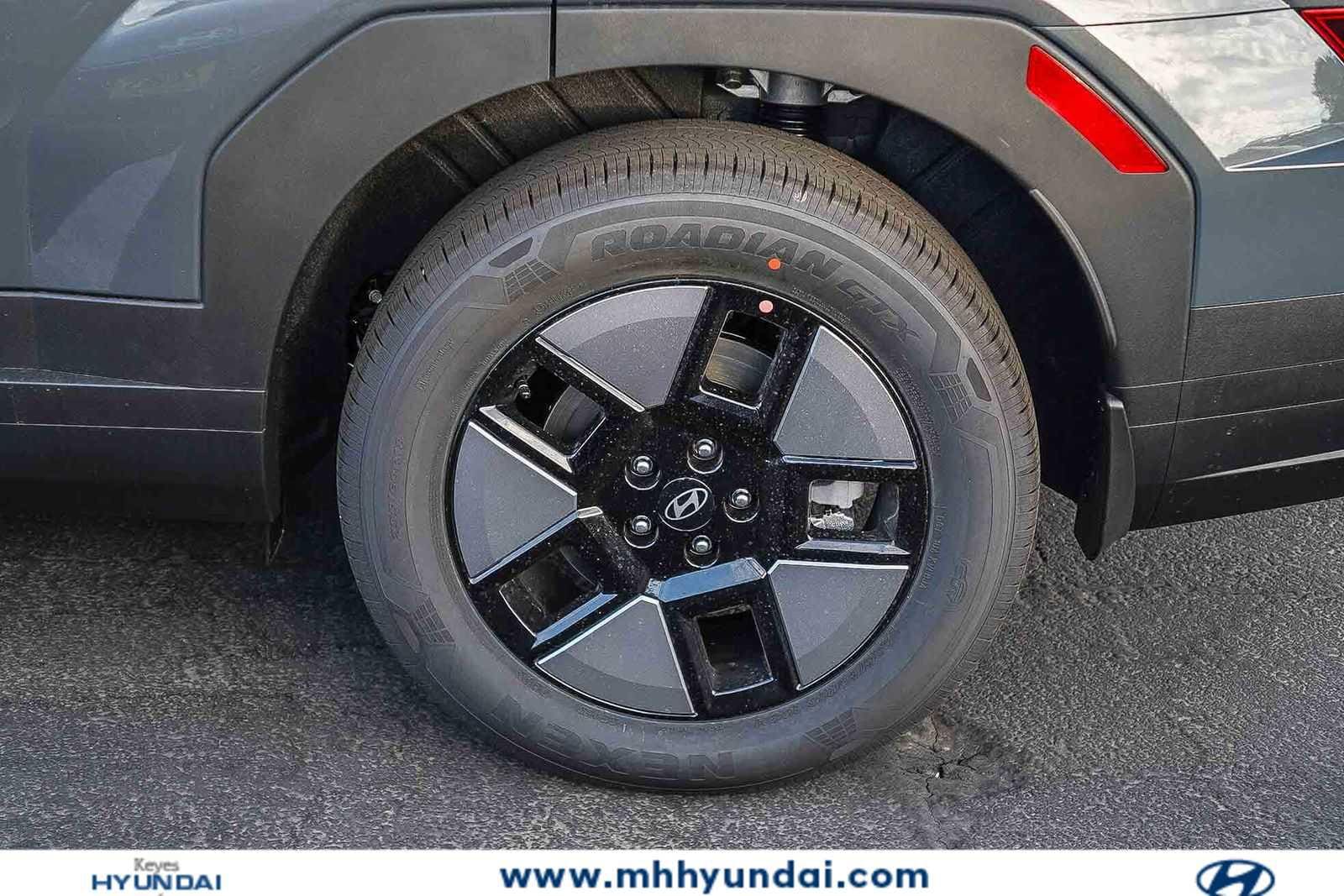 Thumbnail: 2026 Hyundai Santa Fe - 11