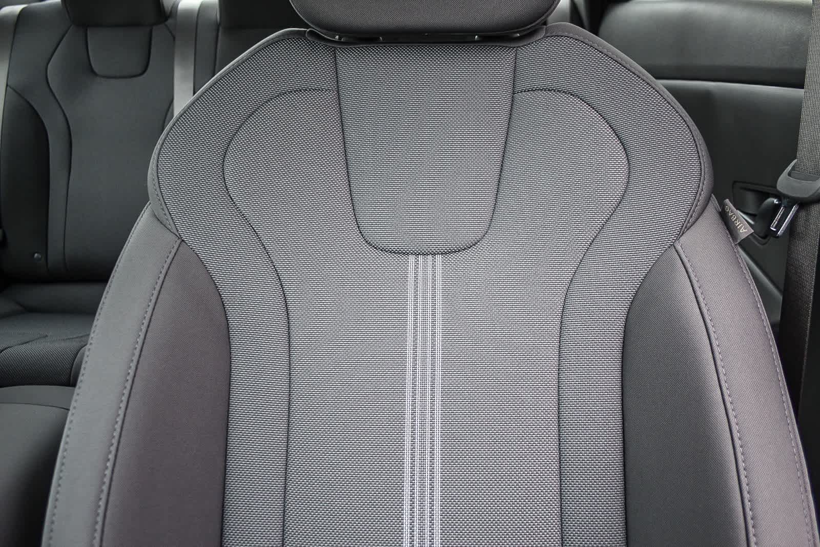 Thumbnail: 2025 Hyundai Elantra - 28