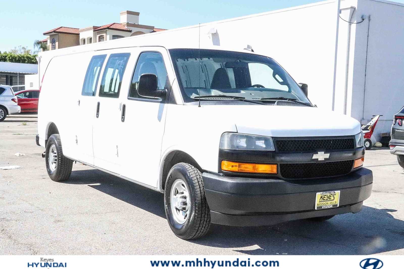 Thumbnail: 2020 Chevrolet Express - 5