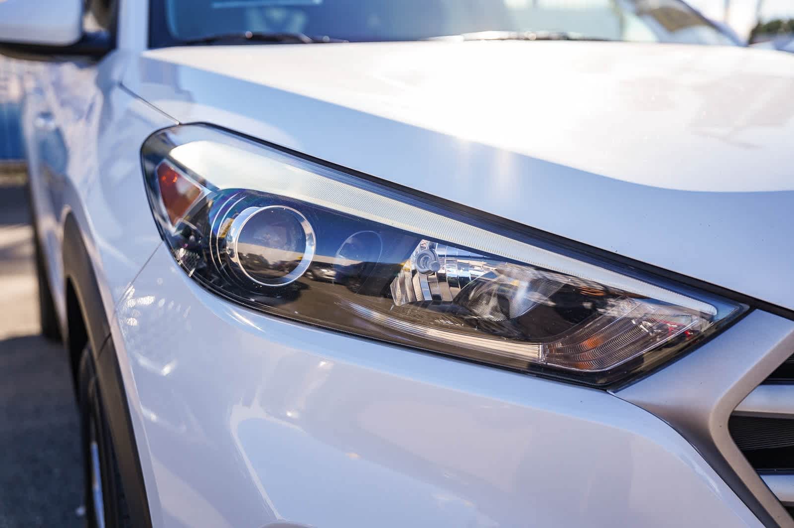 Thumbnail: 2018 Hyundai Tucson - 10