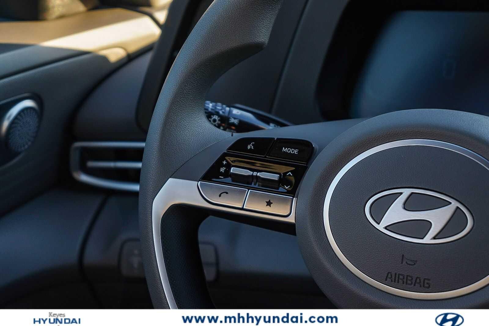 Thumbnail: 2026 Hyundai Elantra - 18