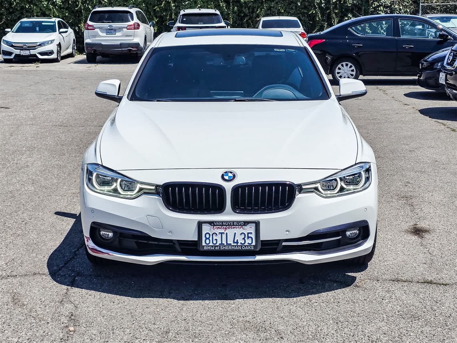 Thumbnail: 2018 BMW 3 Series - 2