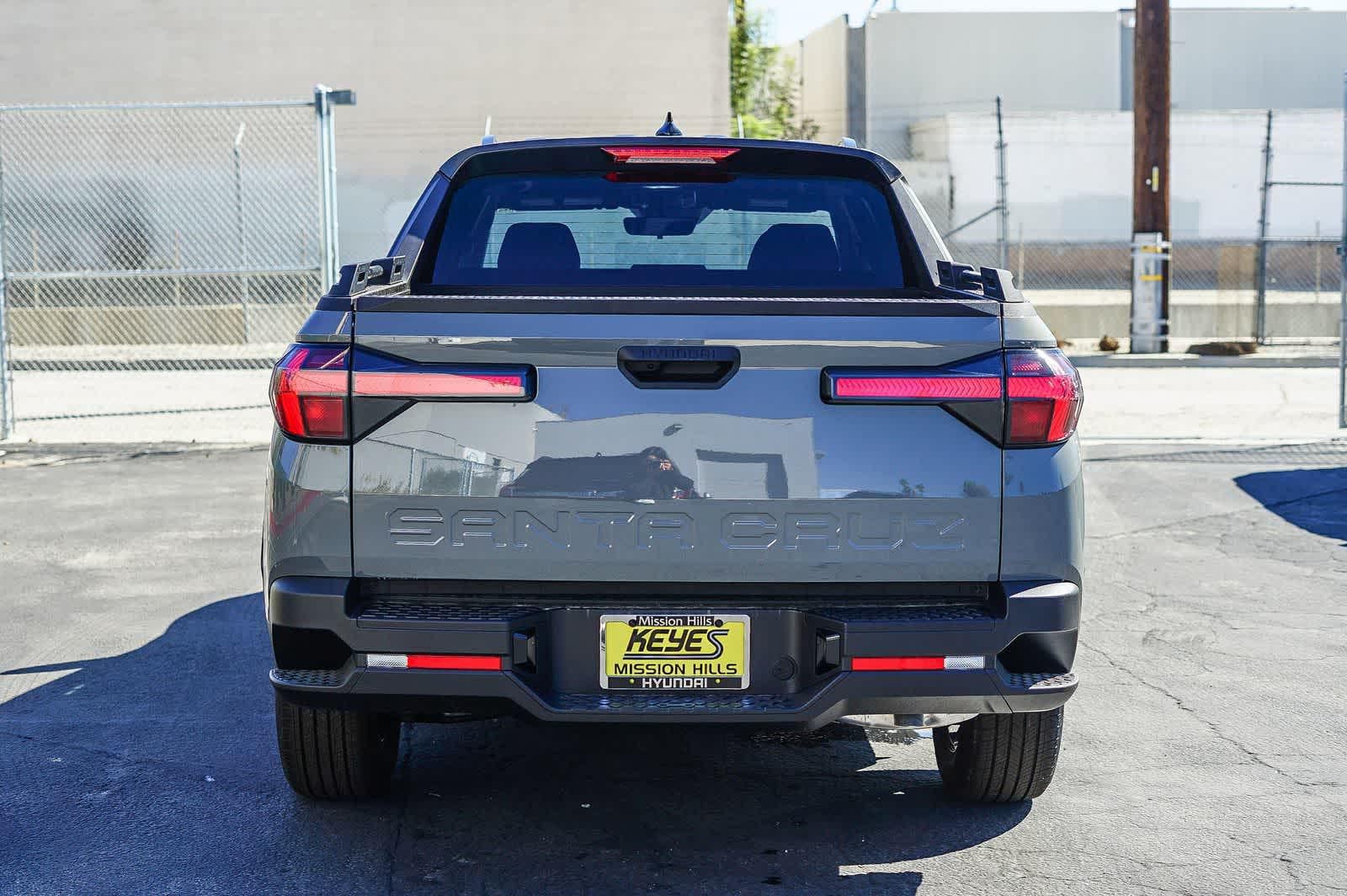 Thumbnail: 2026 Hyundai Santa Cruz - 3