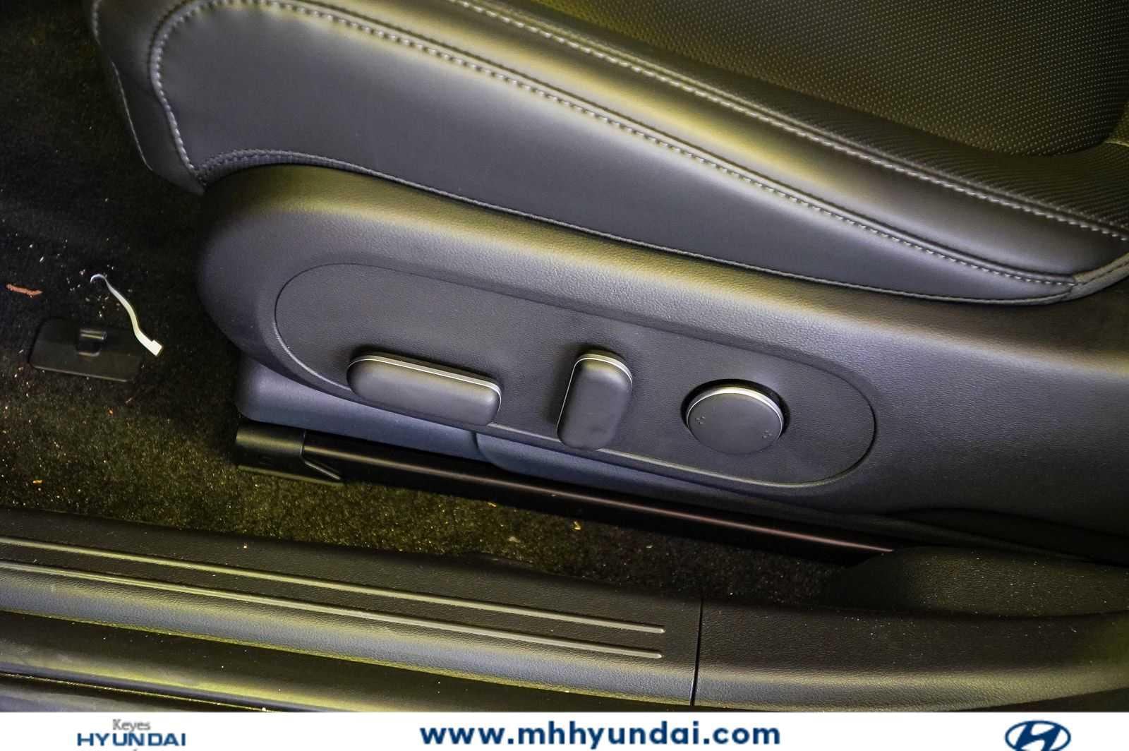 Thumbnail: 2026 Hyundai Ioniq 5 - 25